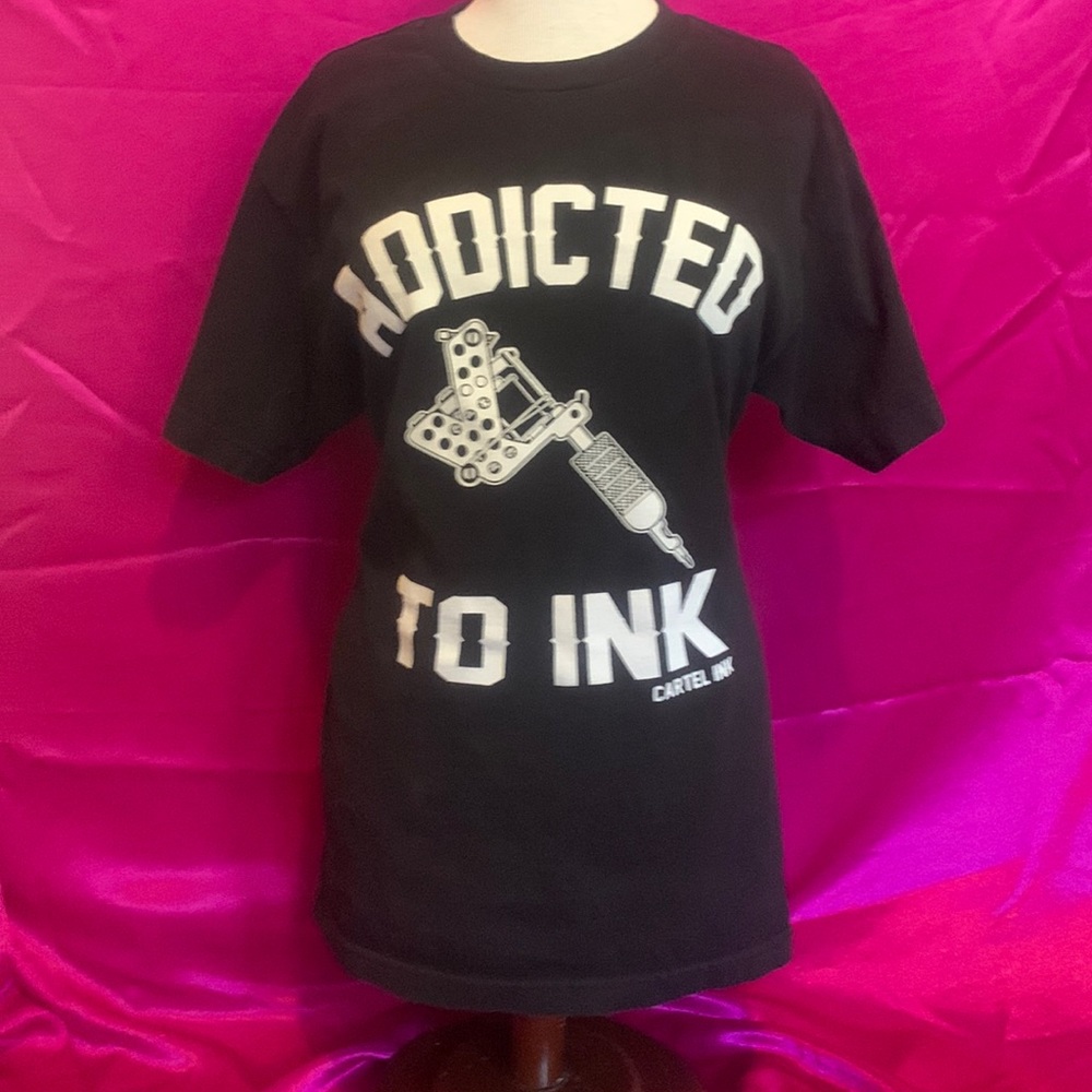 Addicted to ink black T-shirt size medium like new never worn never wash…